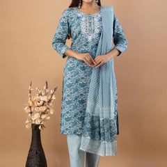 Women Kurta Pant Dupatta Set