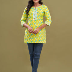 Women Cotton Printed Short Kurti