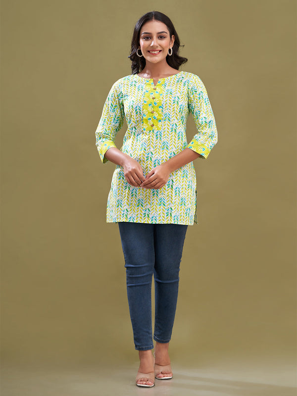 Women Cotton Printed Short Kurti
