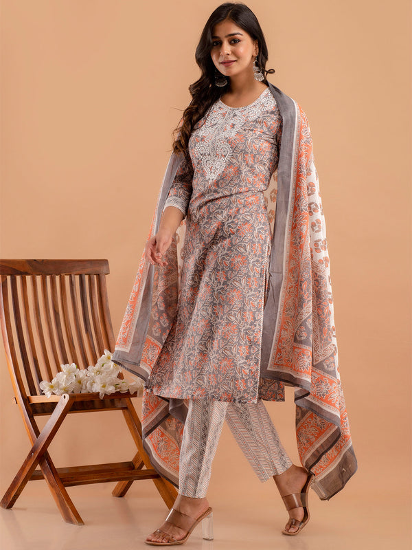 Women Kurta Pant Dupatta Set