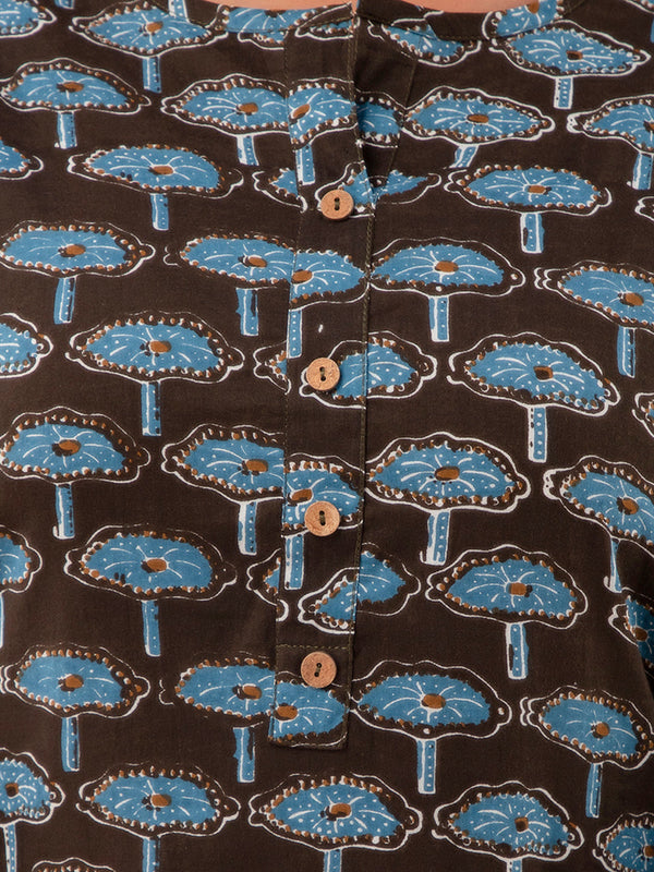 Women Black Cotton Printed Short Kurti
