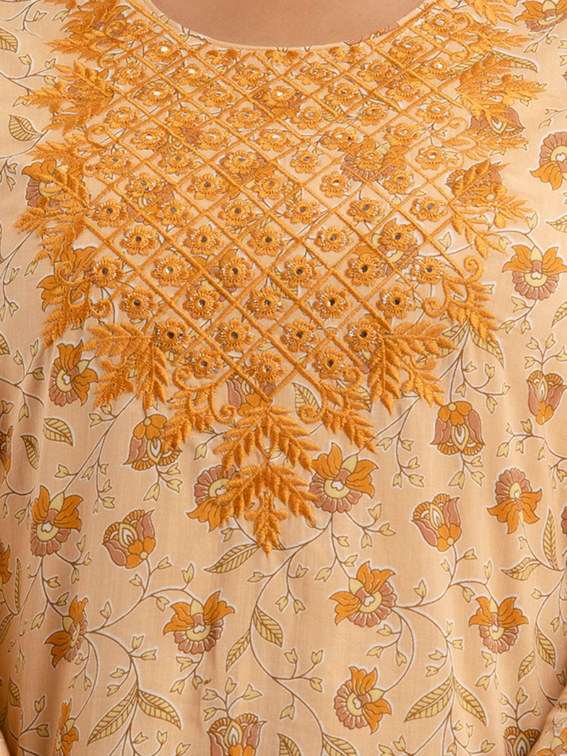 Women Kurta Pant Dupatta Set