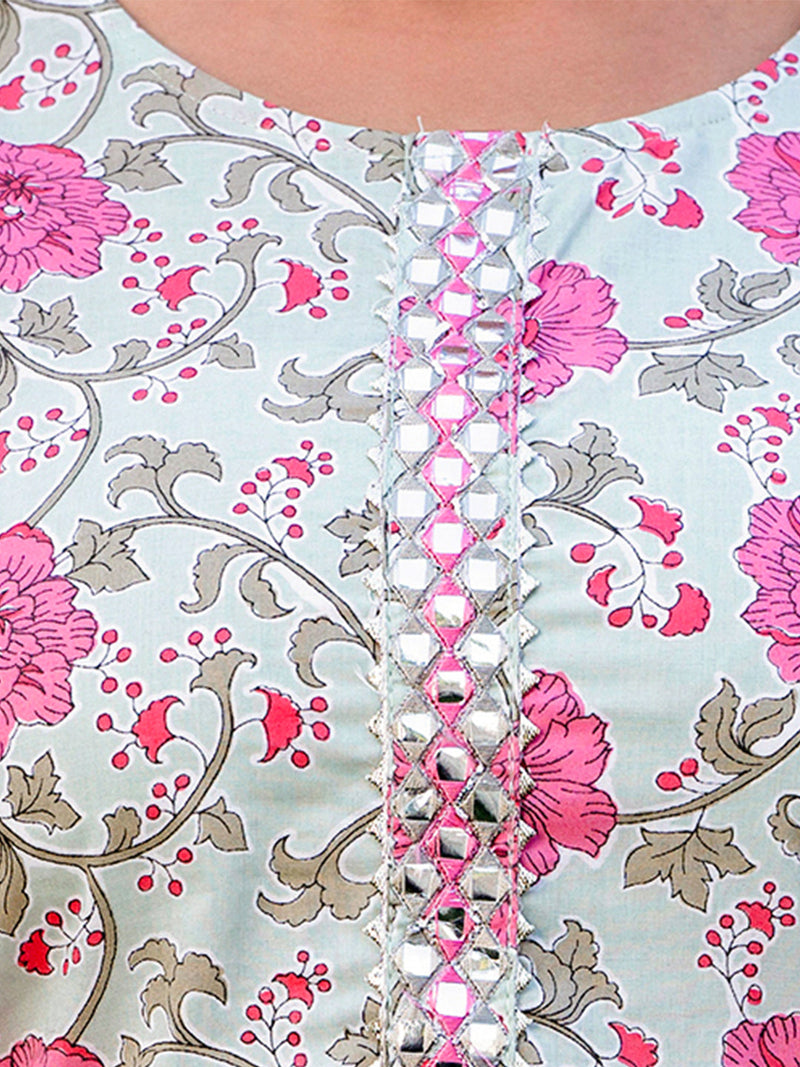 Women Kurta Pant Dupatta Set