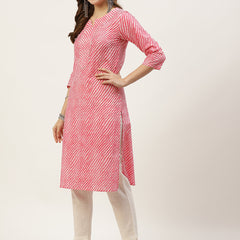 Women Mauve Leheriya Yoke Design Cotton Kurti