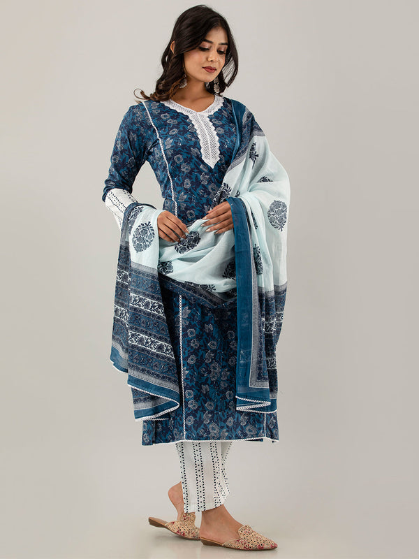 Women Kurta Pant Dupatta Set