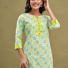 Women Cotton Printed Short Kurti