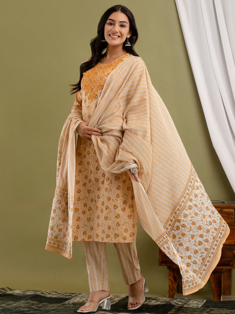 Women Kurta Pant Dupatta Set