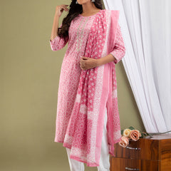 Women Kurta Pant Dupatta Set
