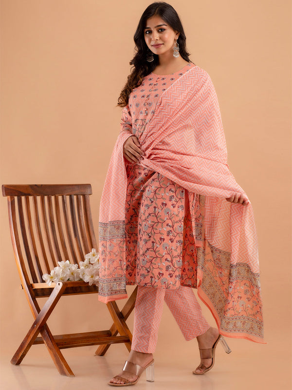 Women Kurta Pant Dupatta Set