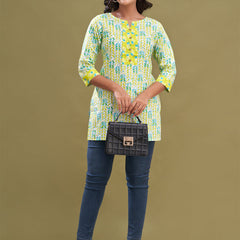 Women Cotton Printed Short Kurti