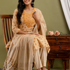 Women Kurta Pant Dupatta Set