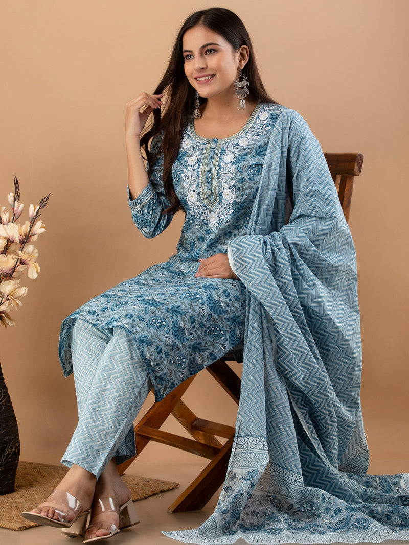 Women Kurta Pant Dupatta Set