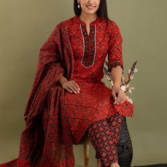 Women Kurta Pant Dupatta Set