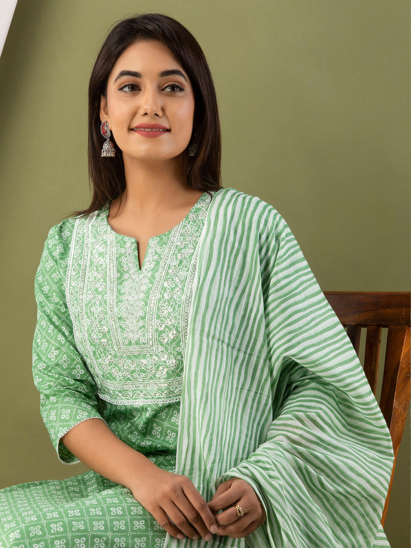 Women Kurta Pant Dupatta Set