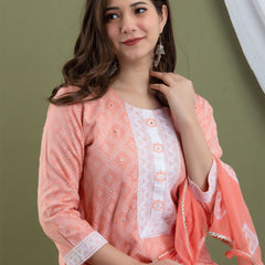 Women Kurta Pant Dupatta Set