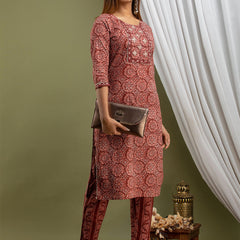 Women Kurta Pant Dupatta Set