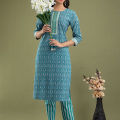 Women Kurta Pant Dupatta Set