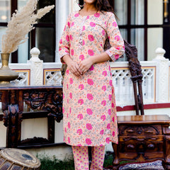 Women Kurta Pant Dupatta Set