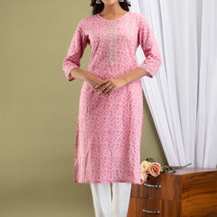 Women Kurta Pant Dupatta Set