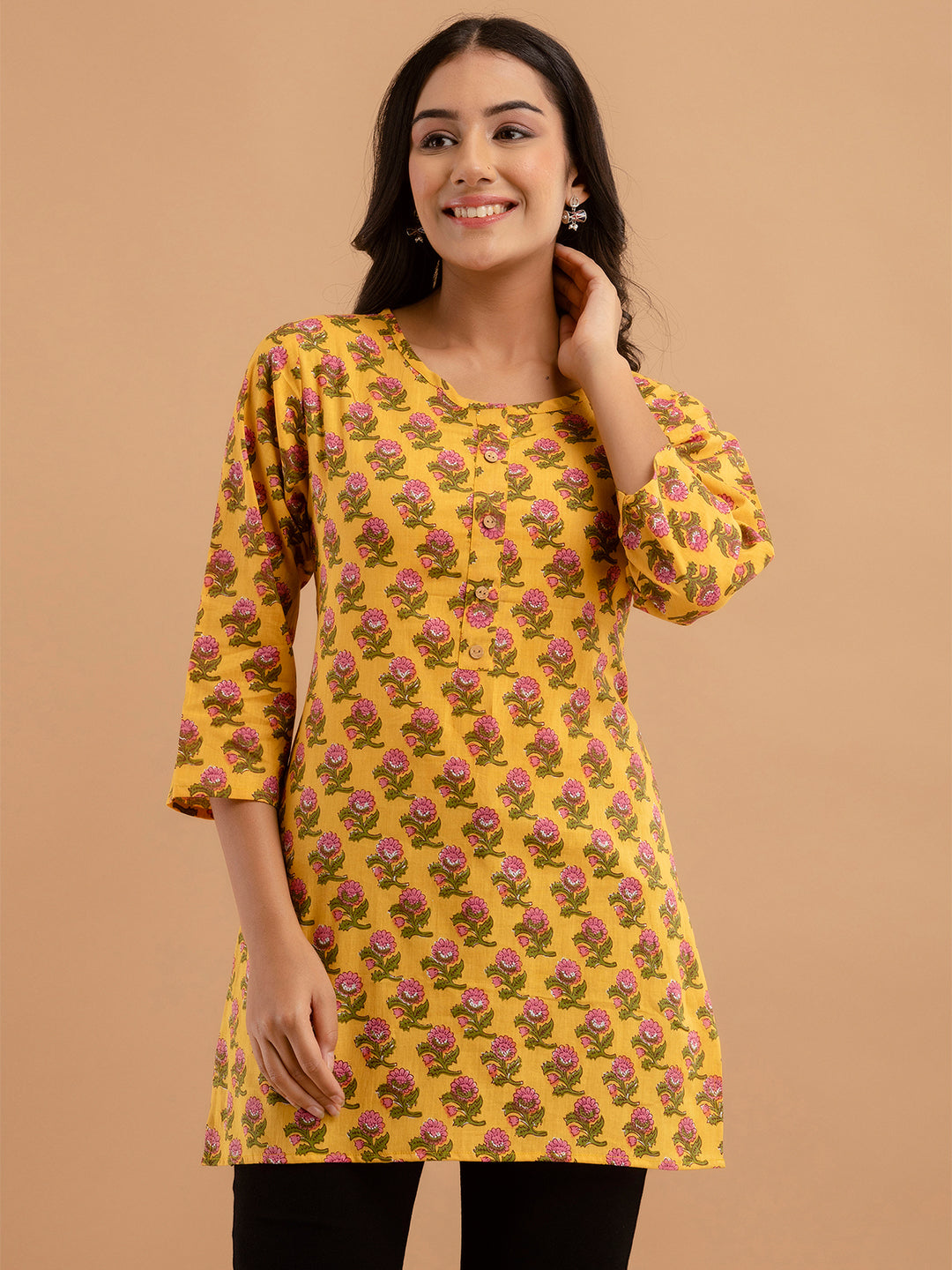 Women Yellow Cotton Printed Short Kurti