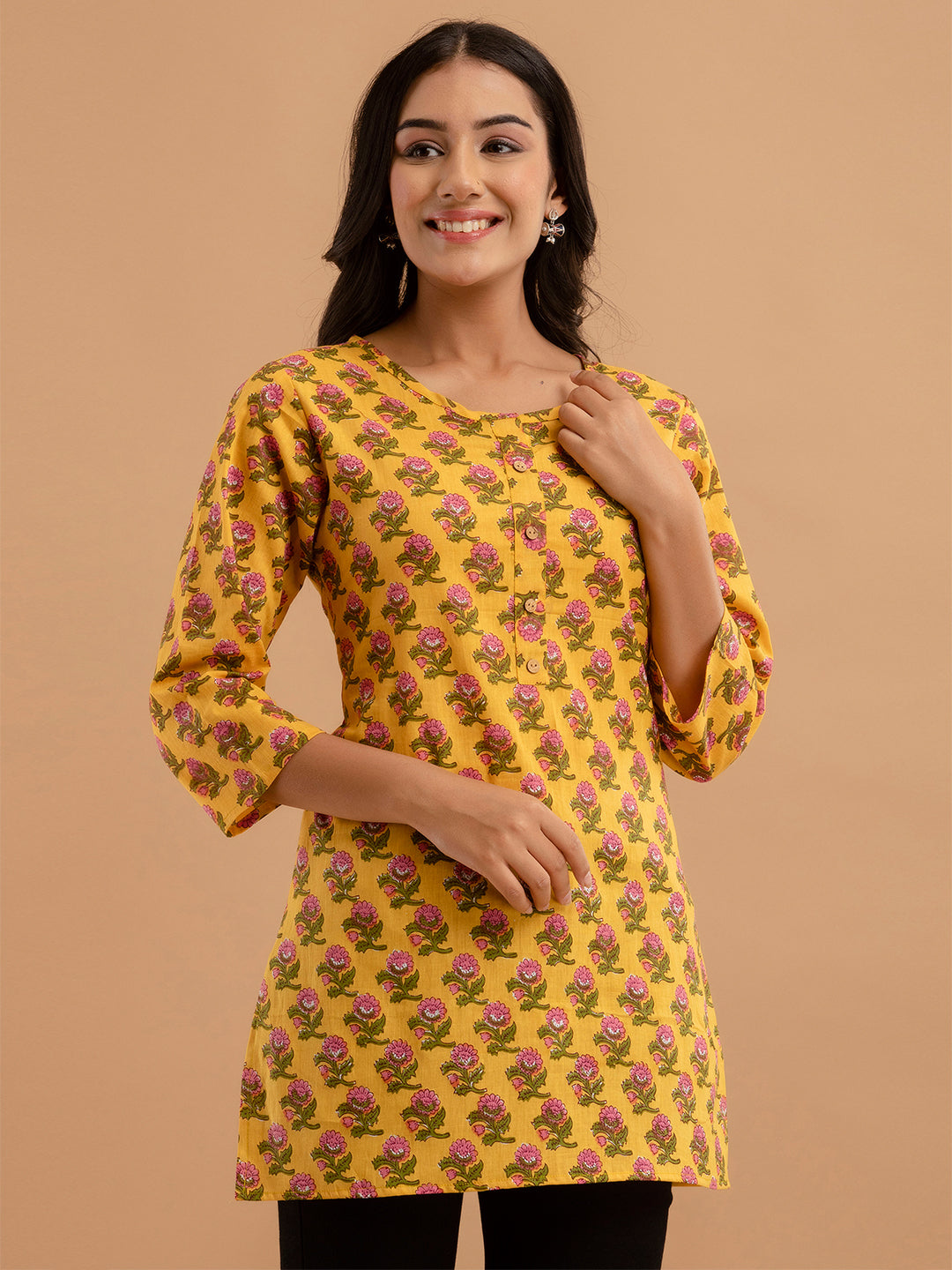 Women Yellow Cotton Printed Short Kurti