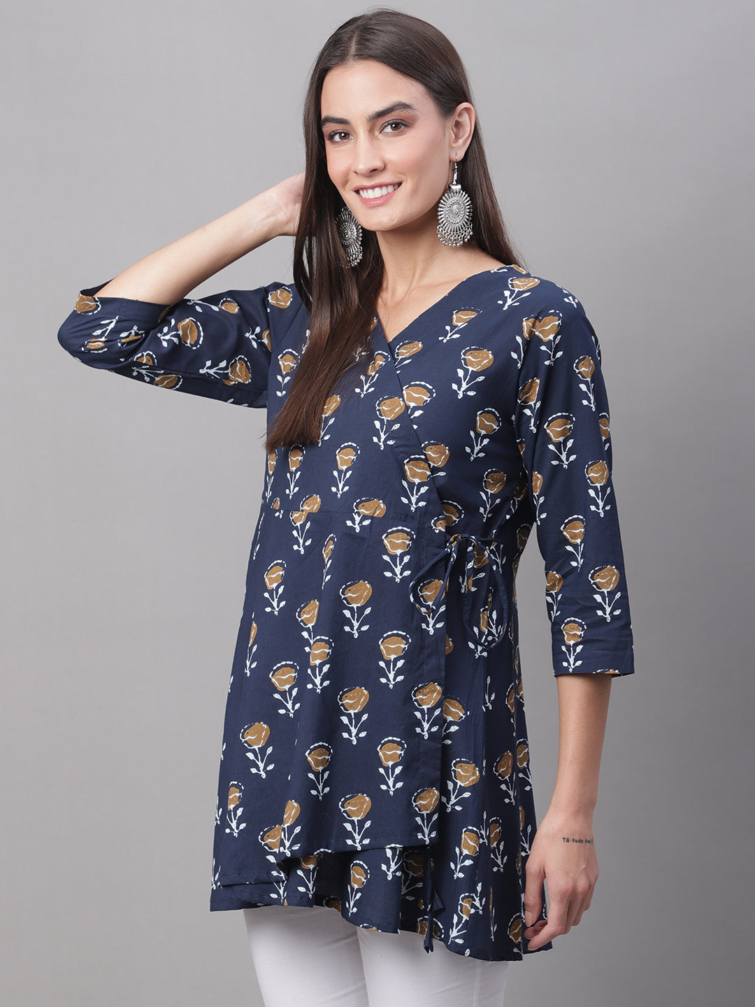 Women Blue Cotton Printed Short Kurti